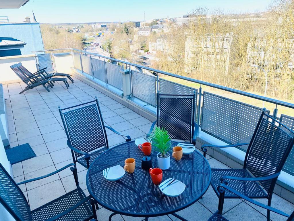 Big Penthouse 2 Bedrooms In Center With Parking And Largeterrace-41 Luxembourg Bagian luar foto