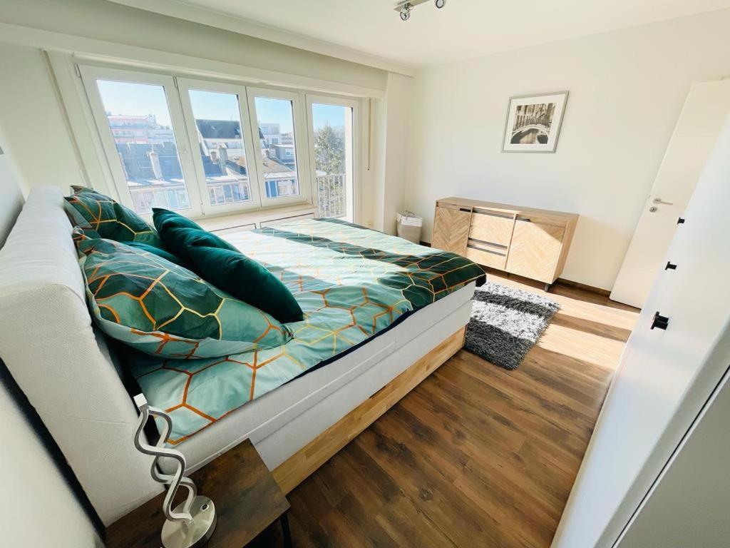 Big Penthouse 2 Bedrooms In Center With Parking And Largeterrace-41 Luxembourg Bagian luar foto