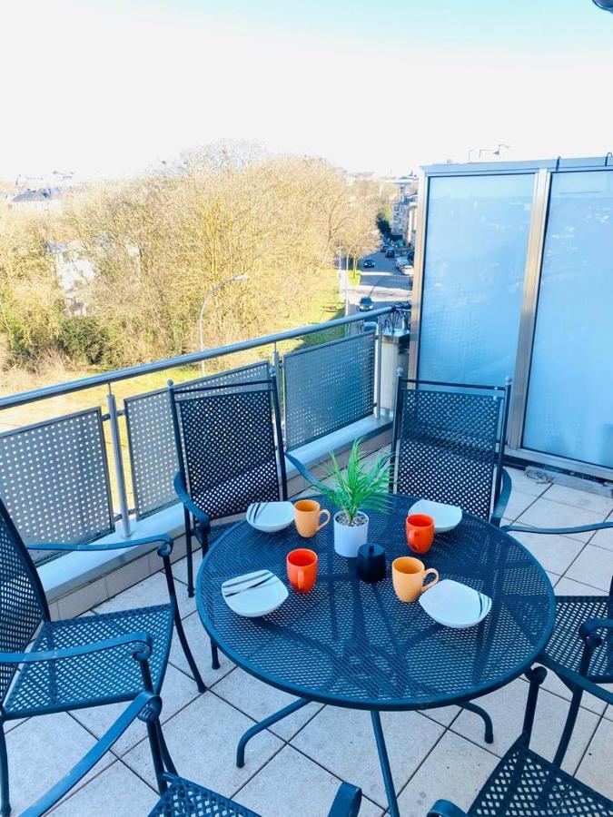 Big Penthouse 2 Bedrooms In Center With Parking And Largeterrace-41 Luxembourg Bagian luar foto