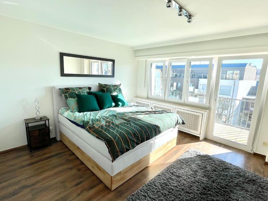 Big Penthouse 2 Bedrooms In Center With Parking And Largeterrace-41 Luxembourg Bagian luar foto